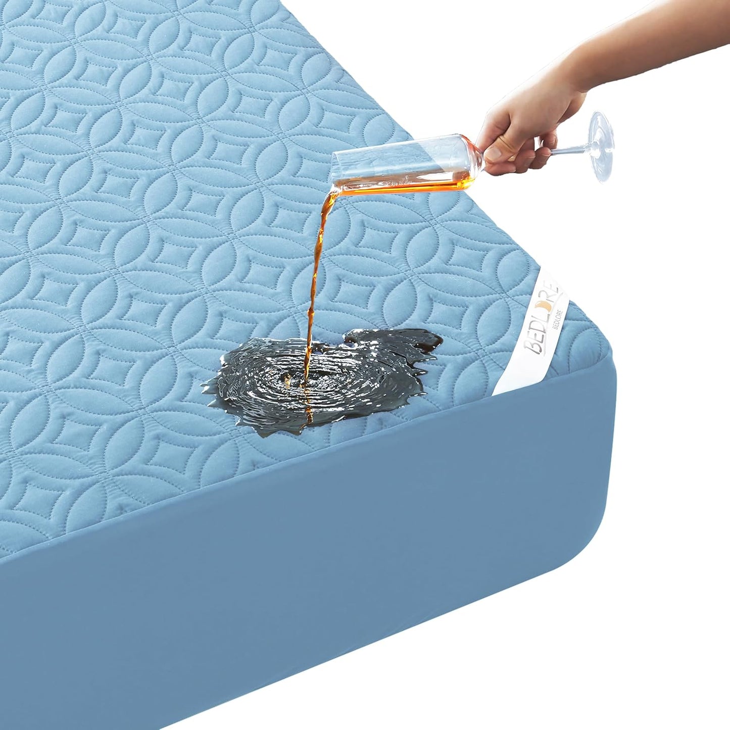 🛏️ Premium Waterproof Mattress Protector – Protect Your Mattress, Enjoy Long-lasting Comfort 💧✨
